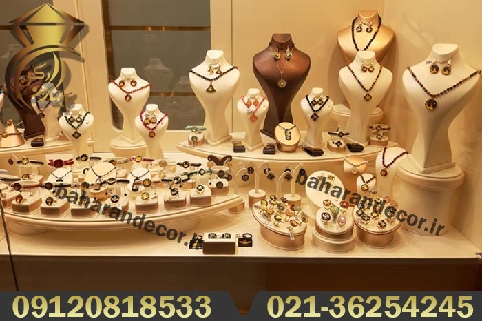 ویترین طلافروشی